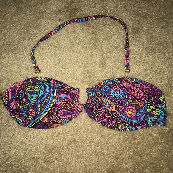 Xhilaration bandeau bikini top - Picture 1 of 3